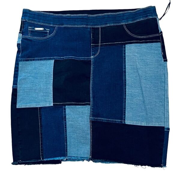 Coco + Carmen OMG O-Mazing Patchwork Denim Skirt Blue Distressed Stretch XL NWOT - Picture 1 of 13